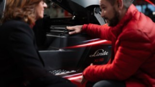 Ne glede na to, ali gre za klasični motor z notranjim zgorevanjem, svinčevo-kislinske baterije, litij-ionski pogon ali gorivne celice – strokovnjaki za energijo podjetja Linde bodo našli prave energetske rešitve za vaše potrebe. 